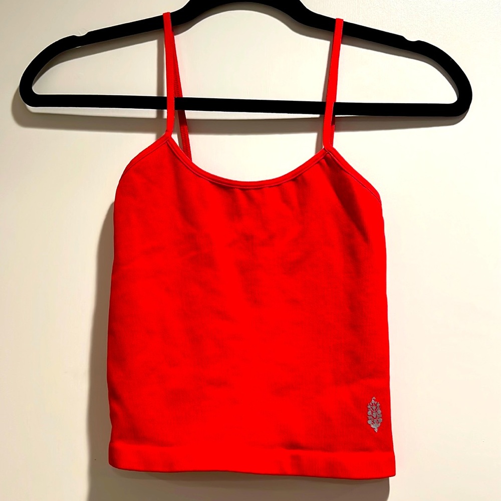 Free People Brami Size M/L New without tags candle apple red